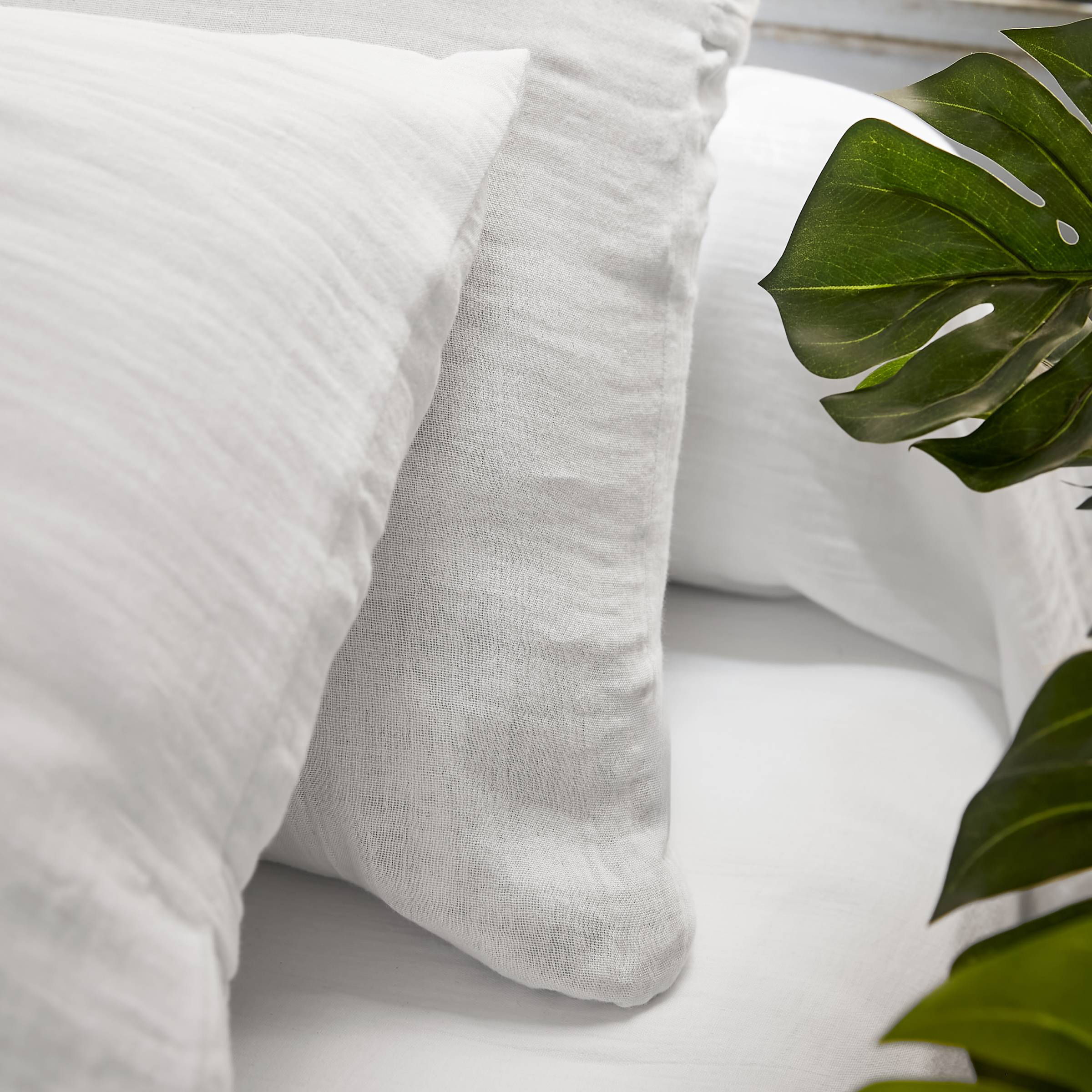 Chantilly muslin pillowcase