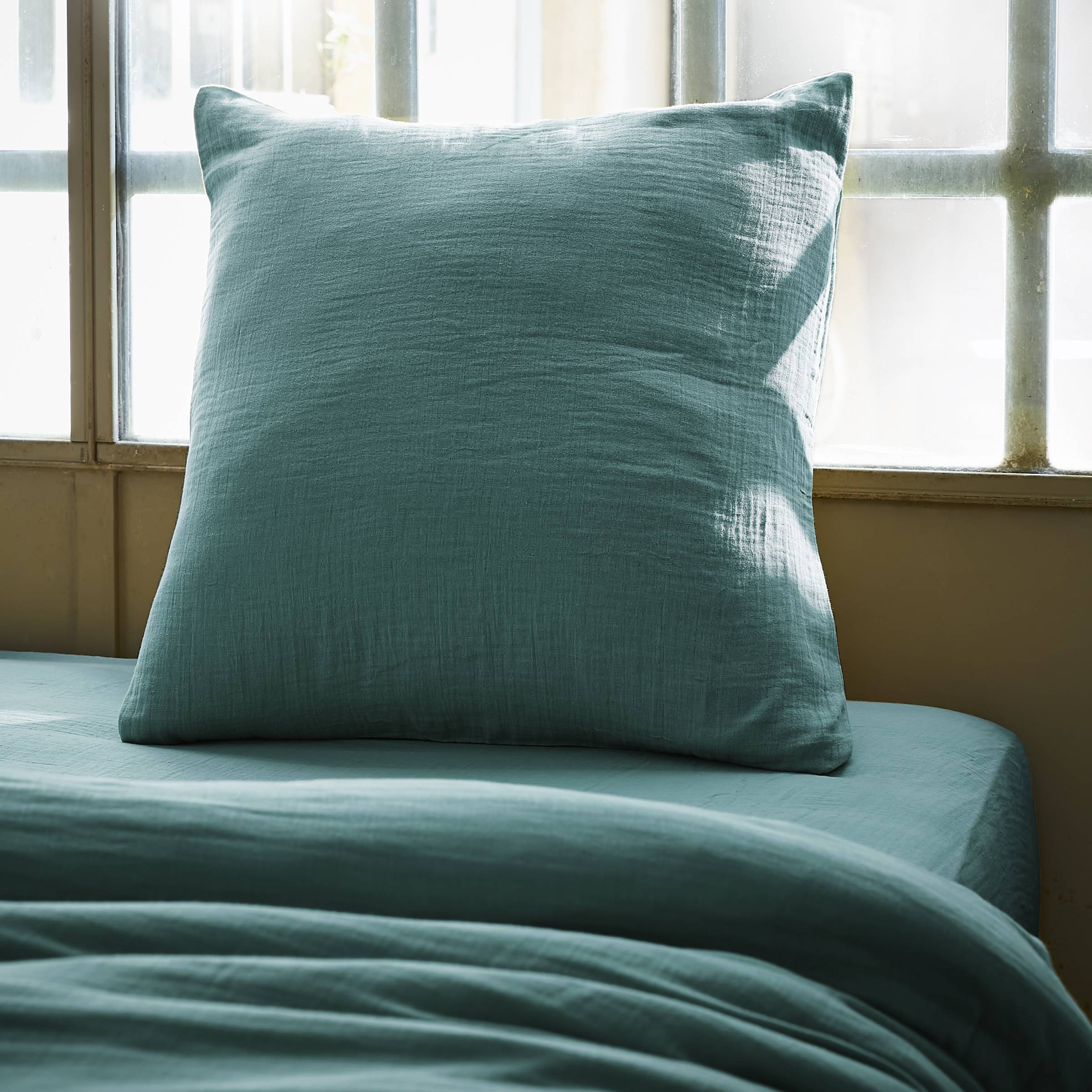Duck blue muslin pillowcase