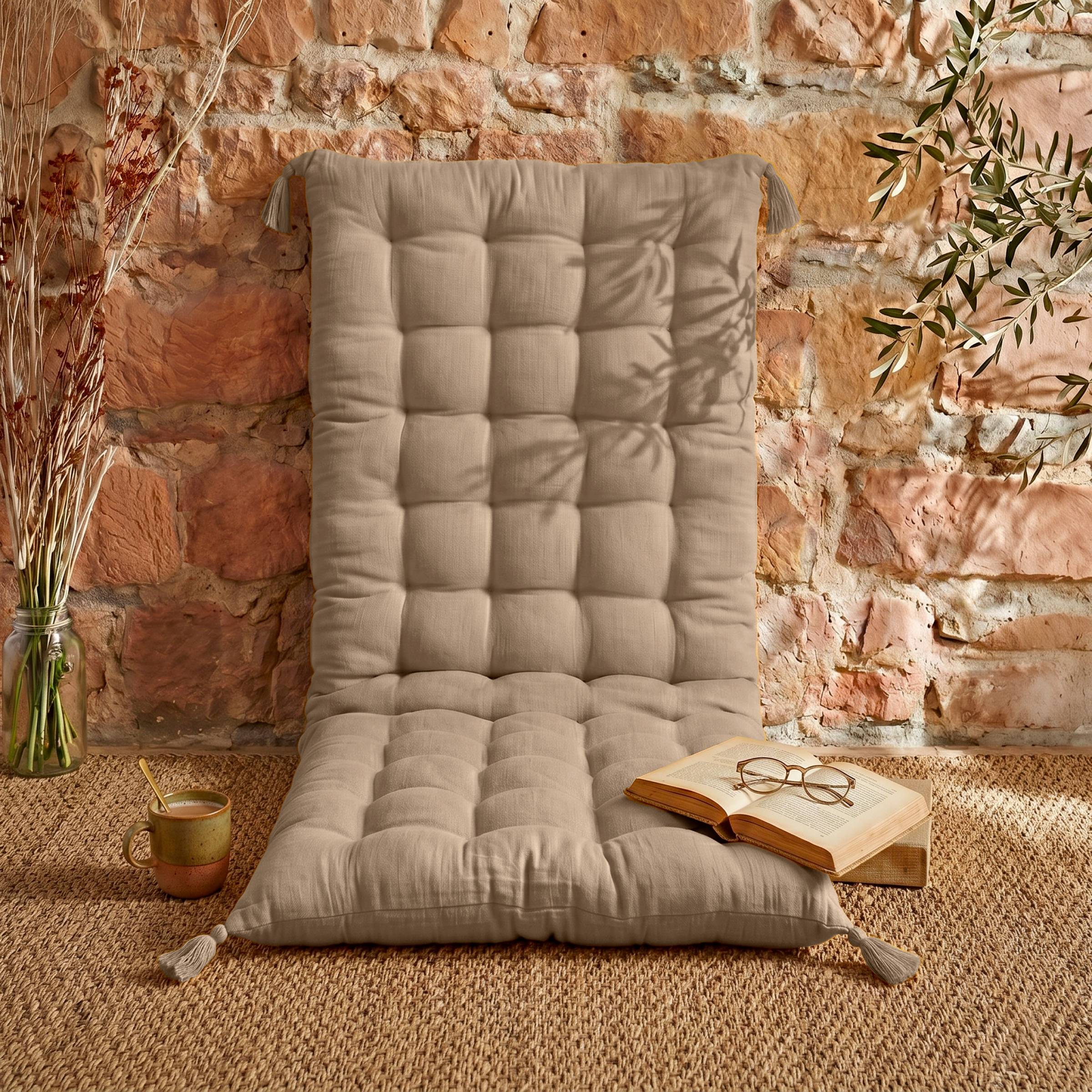 Taupe muslin floor mattress