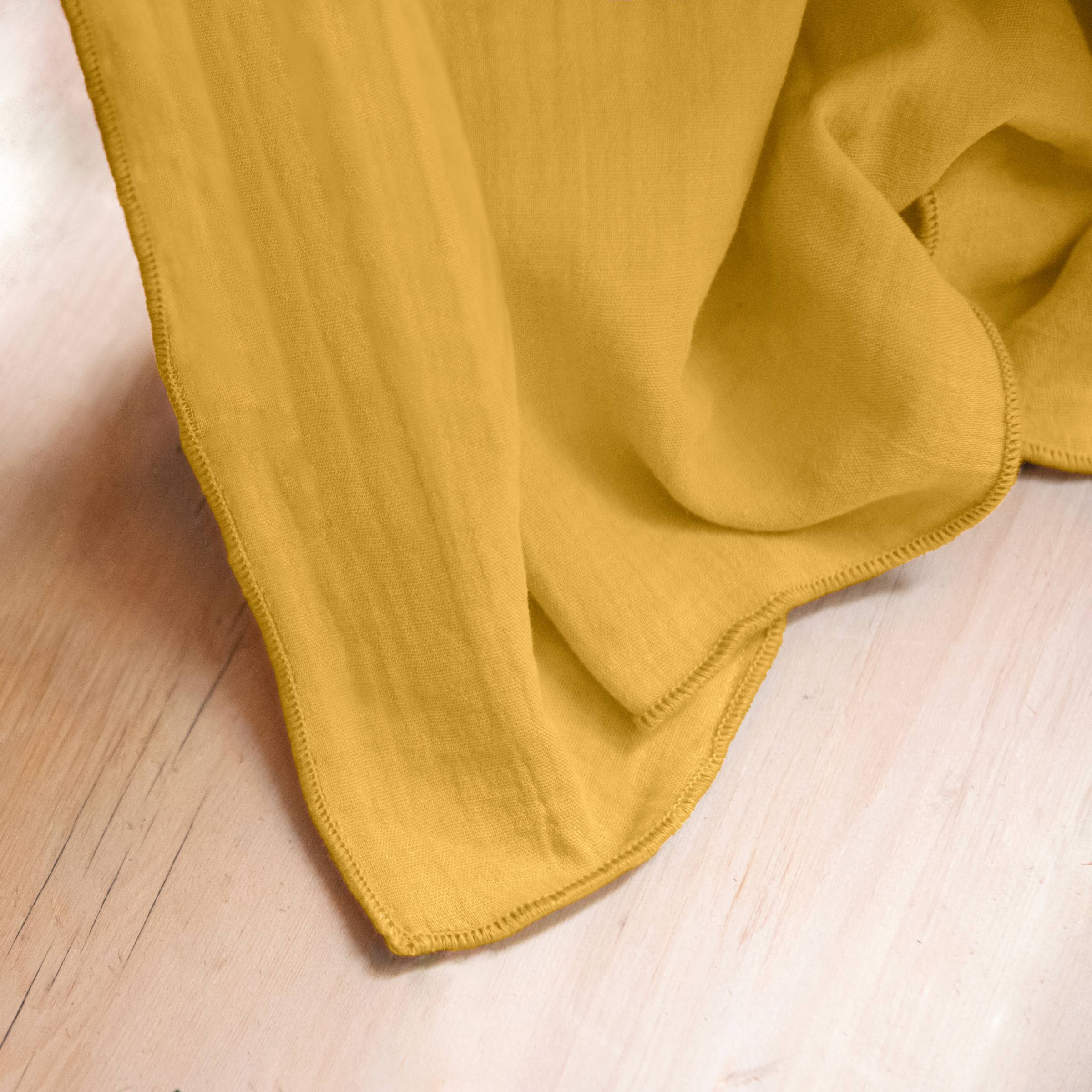 Saffron rectangular muslin tablecloth