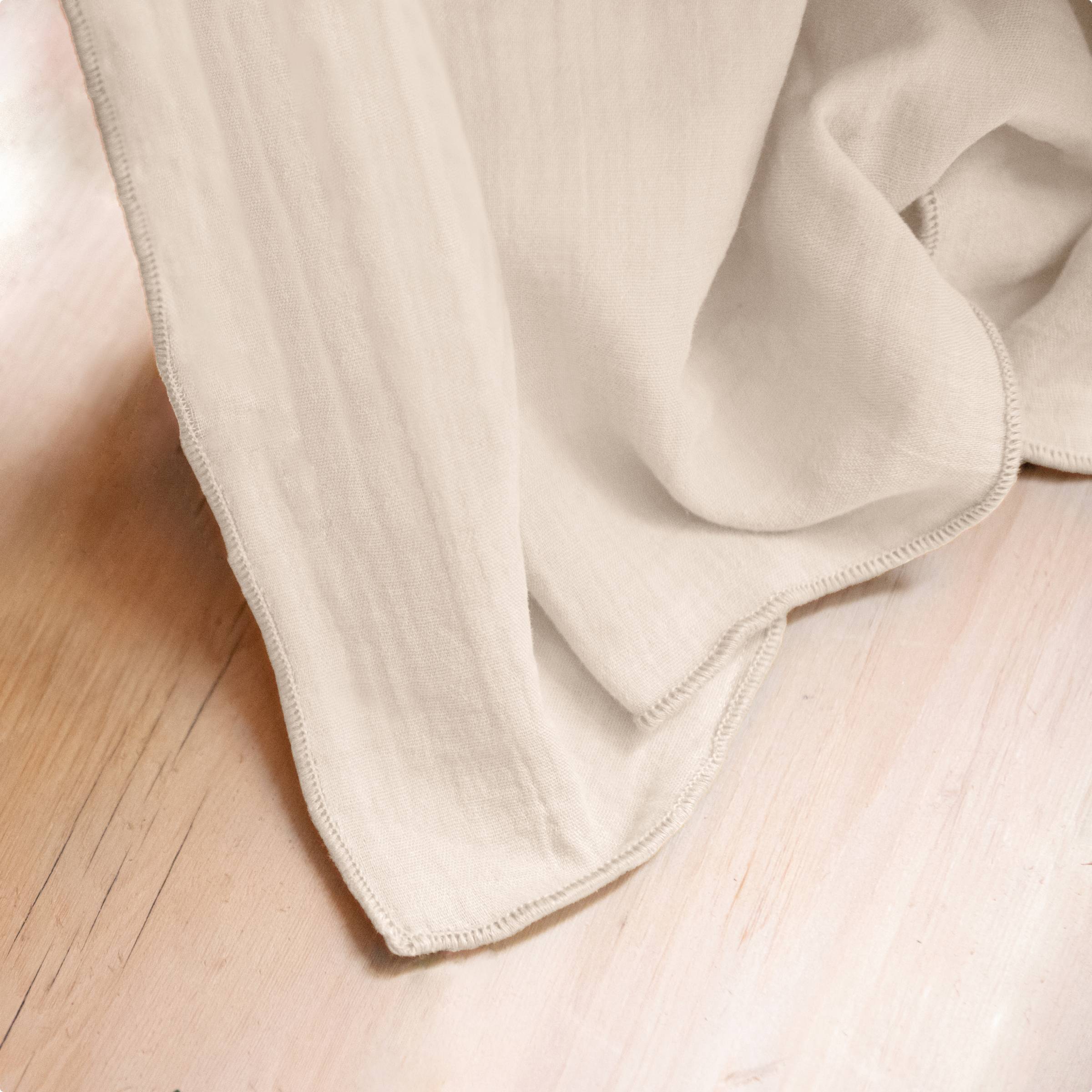 Beige rectangular muslin tablecloth