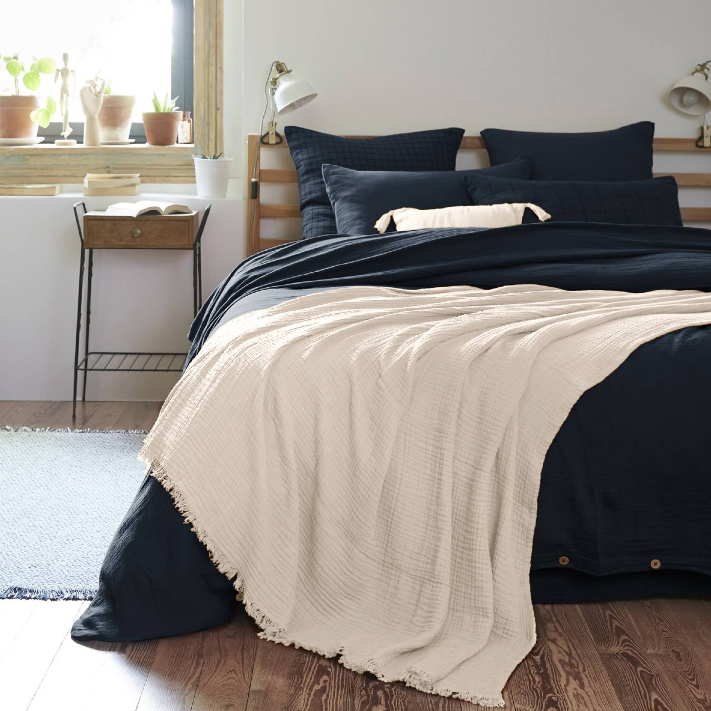 Beige muslin throw