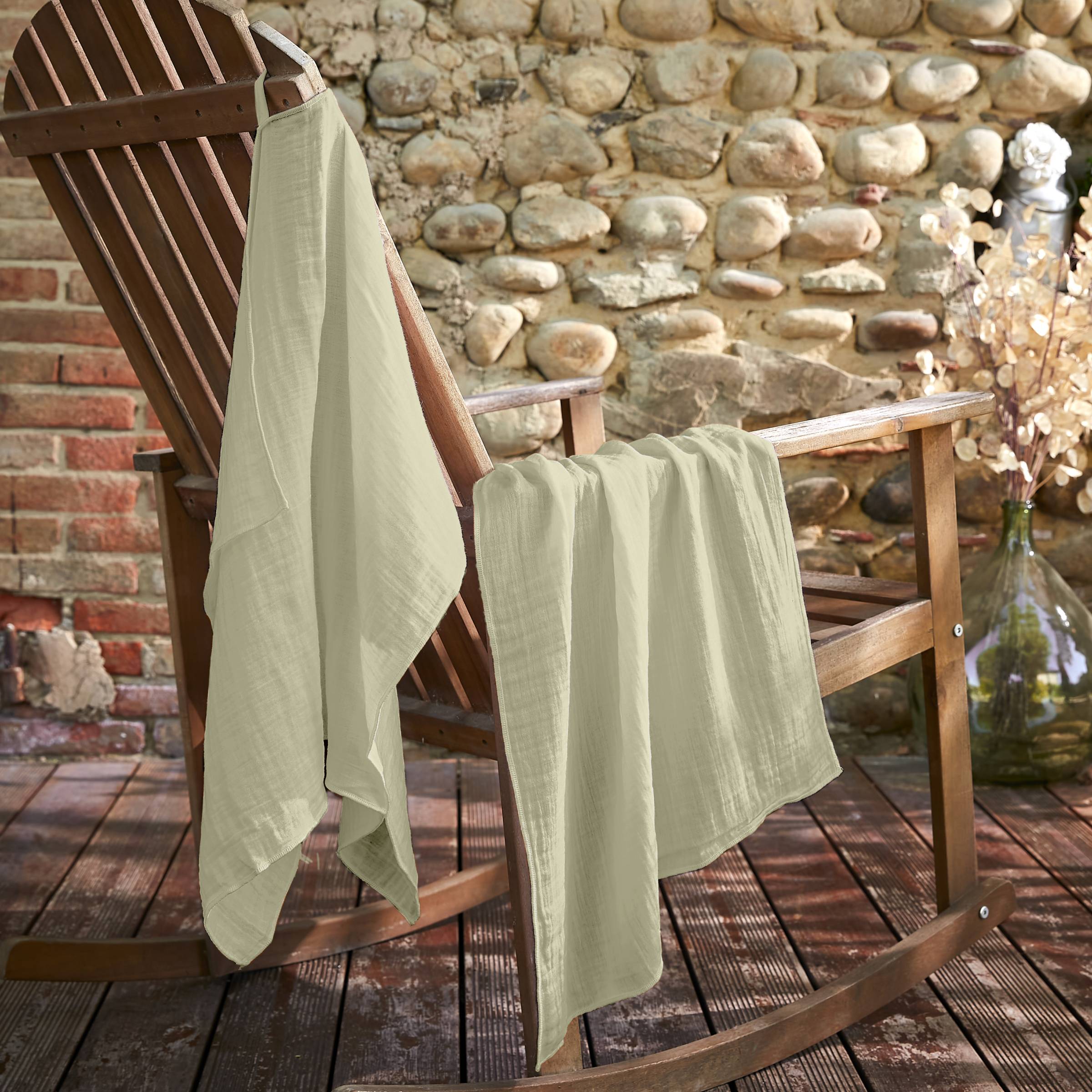 Light green muslin hand towel - set of 2