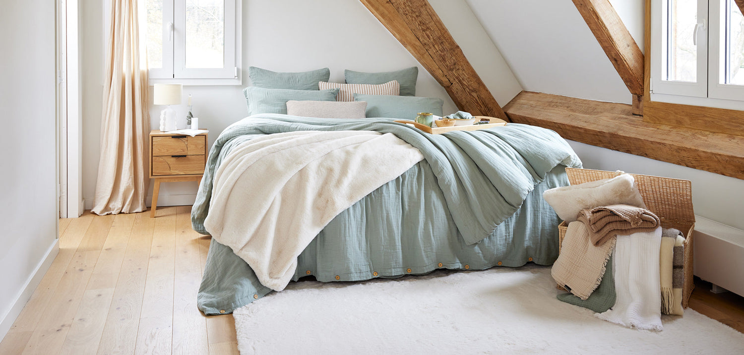 2026 Home Decor Trends: Styling with Muslin Bedding & Curtains