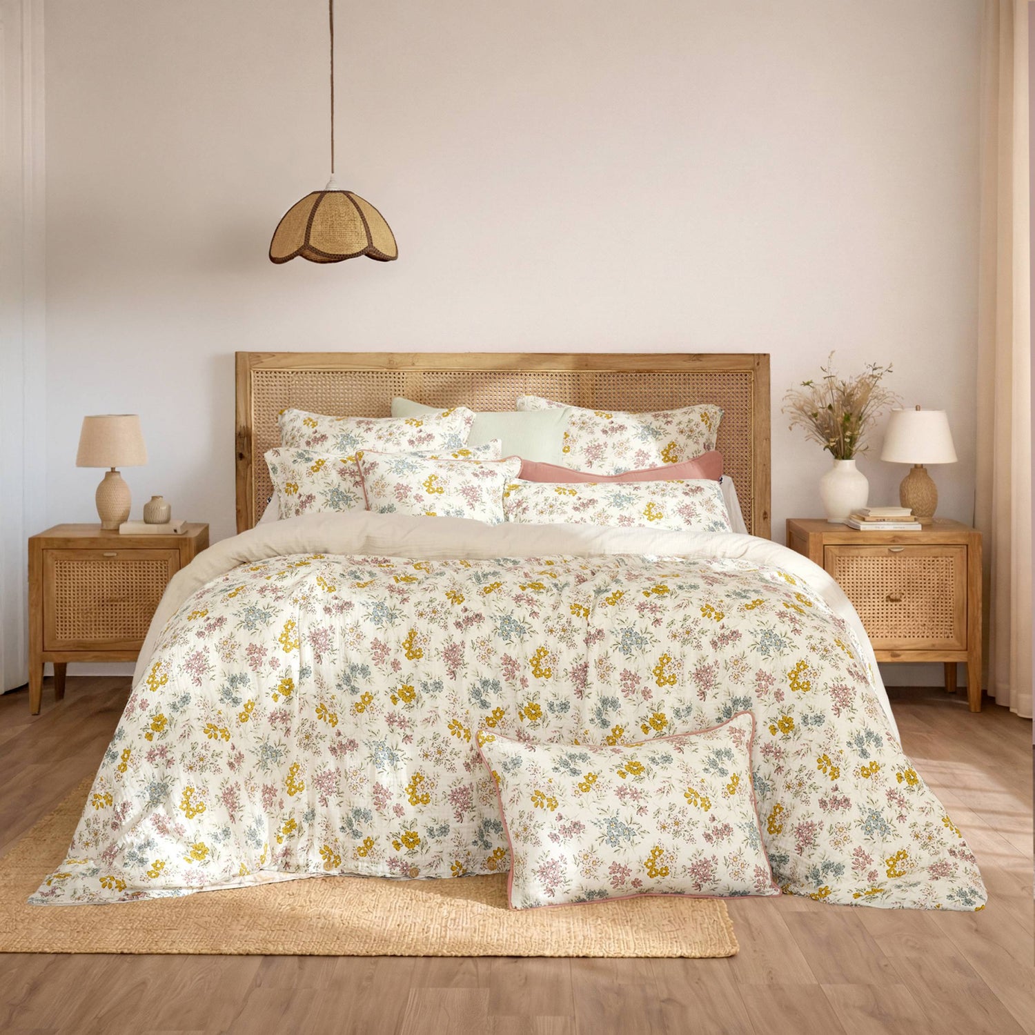 Aquarelle beige muslin pillowcase