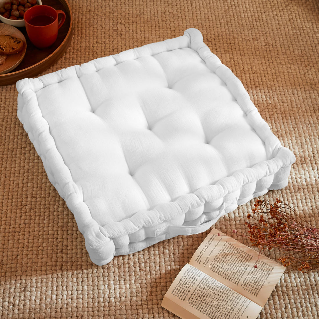 Chantilly muslin floor cushion