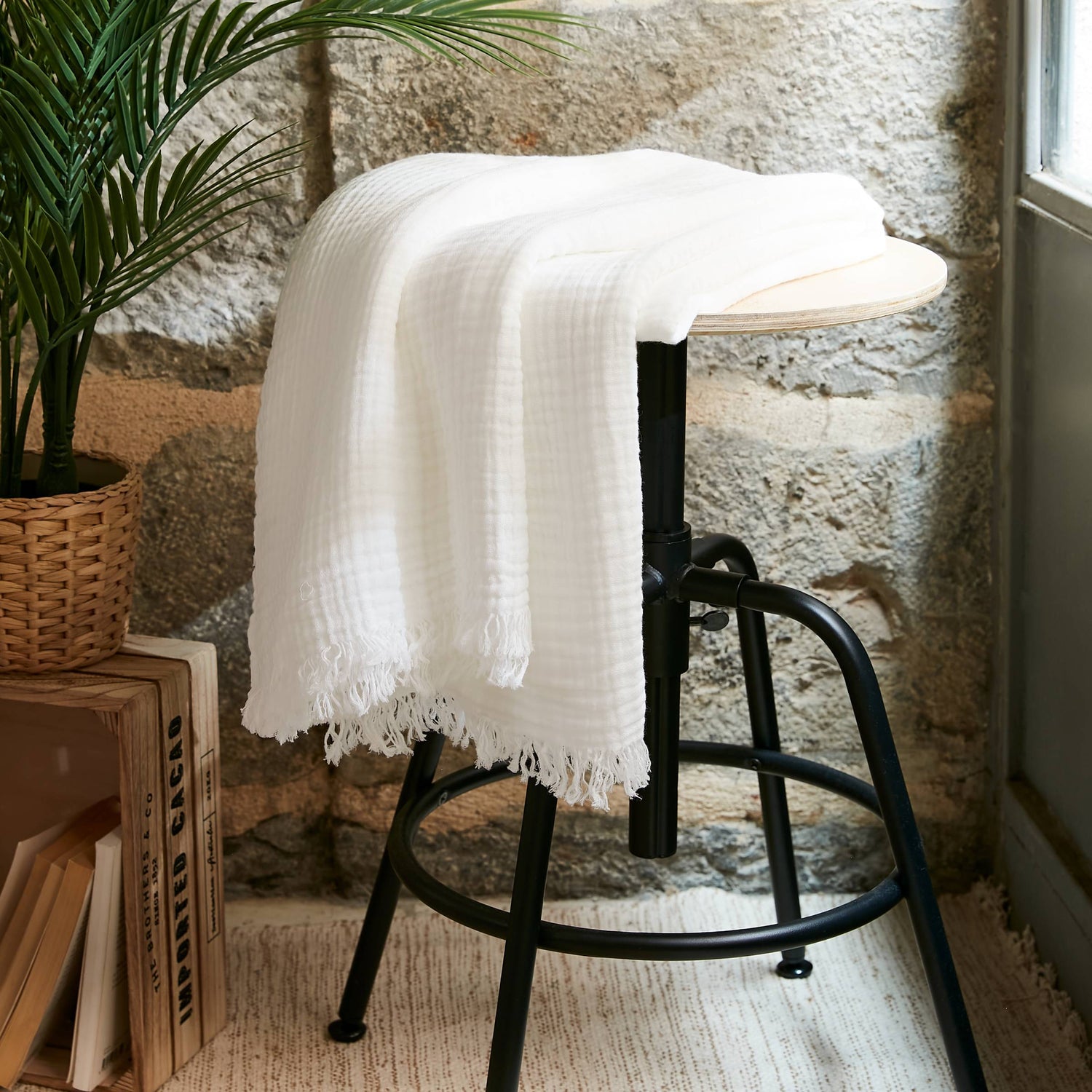 Chantilly muslin throw