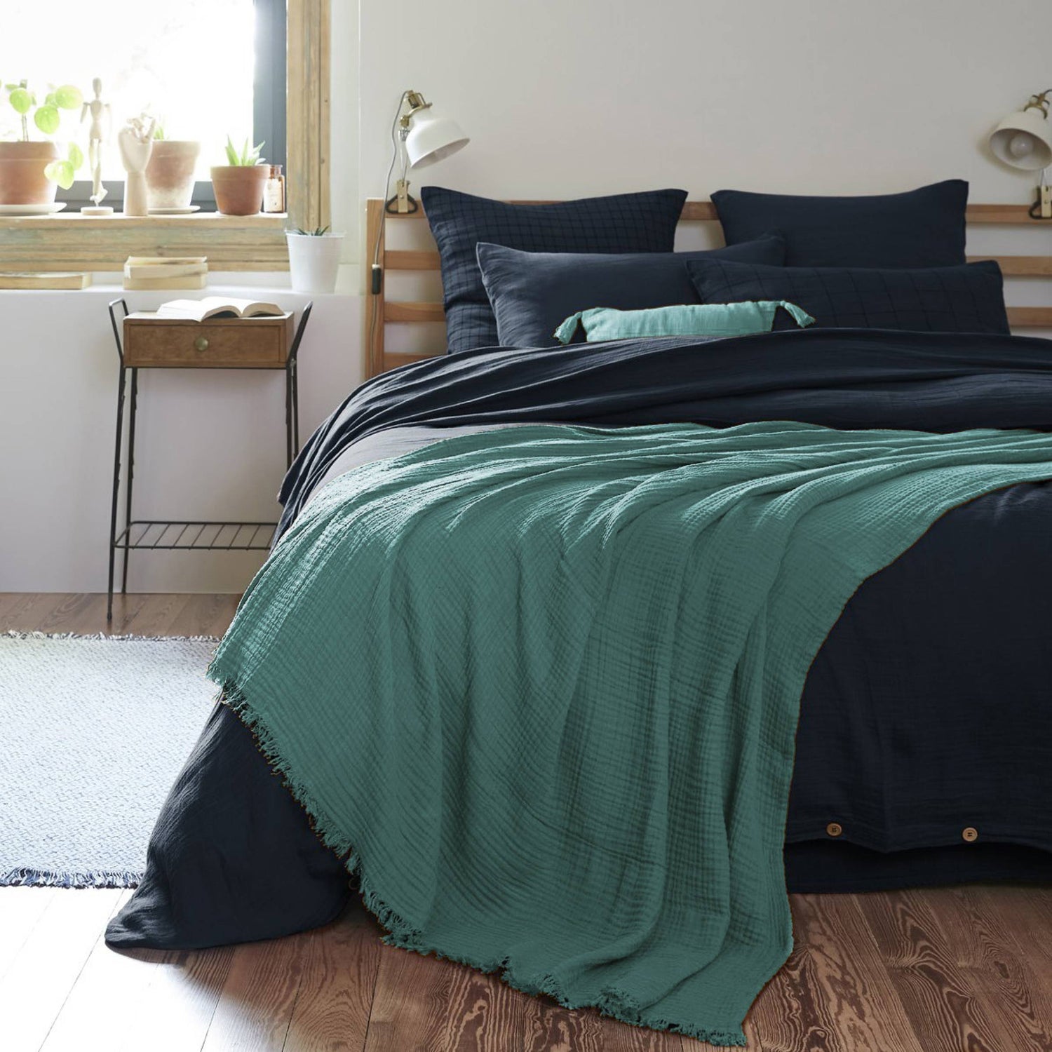 Duck blue muslin throw