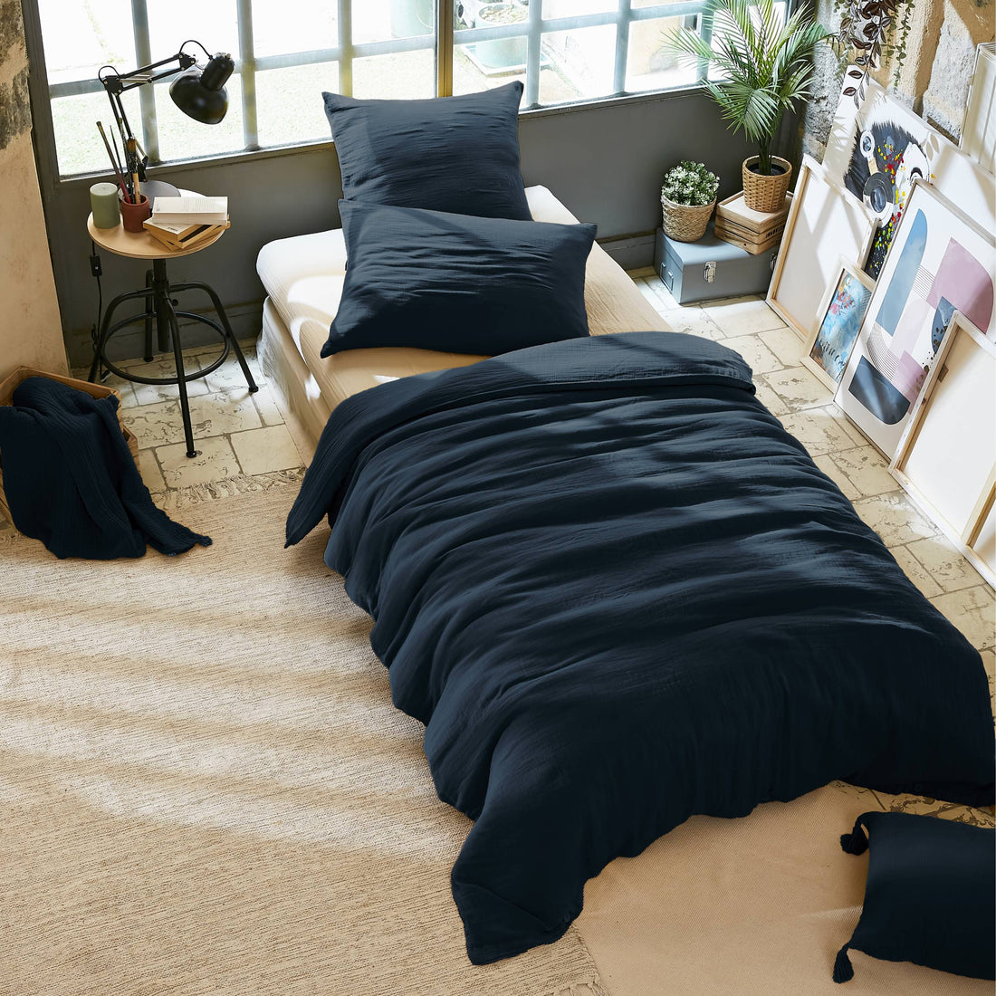Midnight blue bedding set