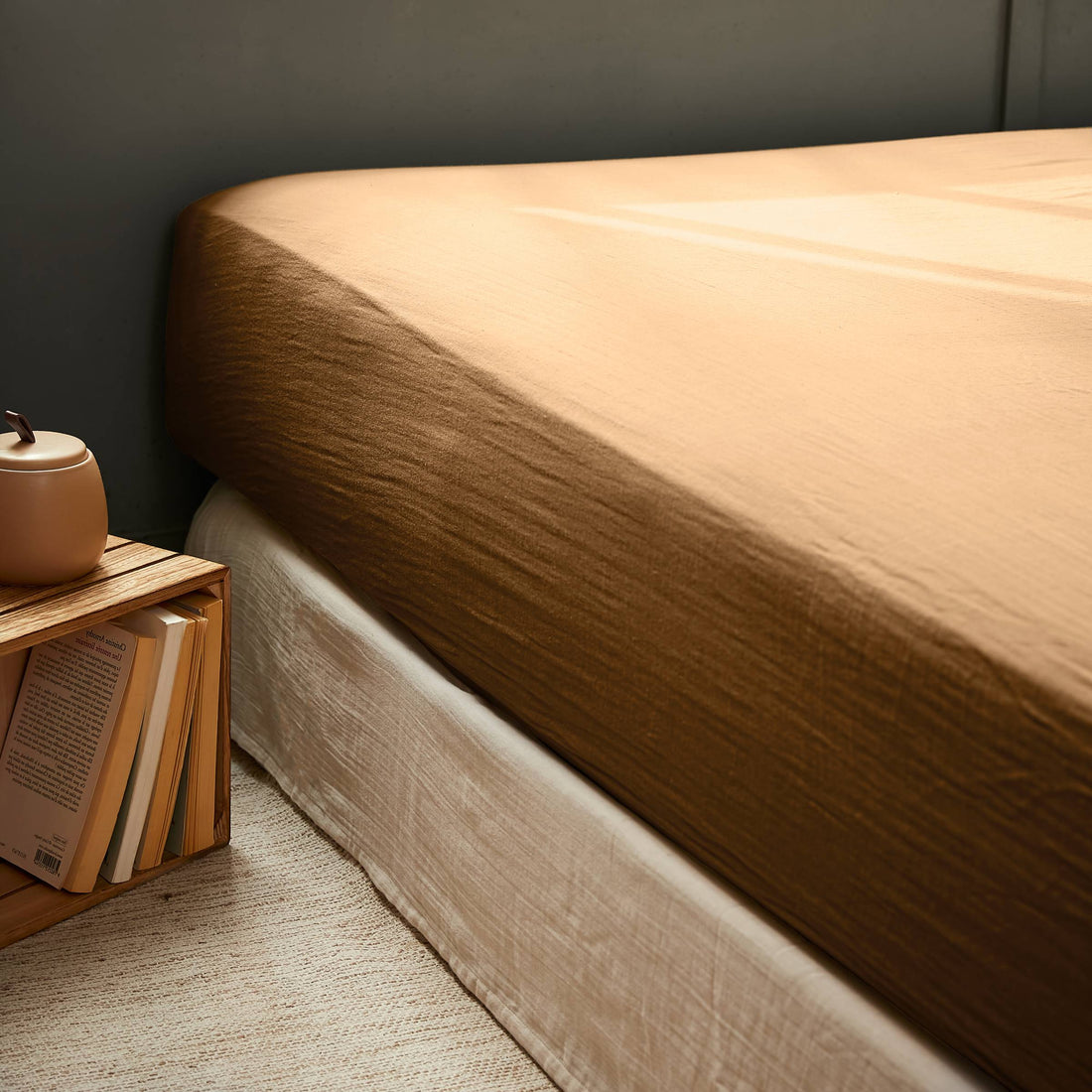 Camel muslin fitted sheet