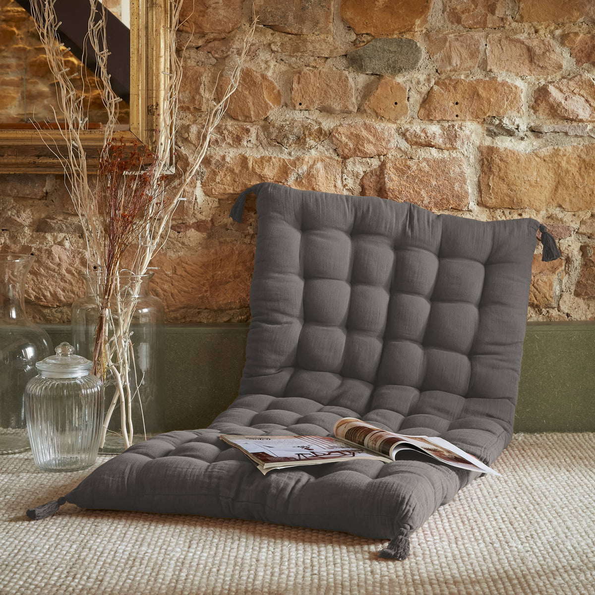 Dark grey muslin floor mattress