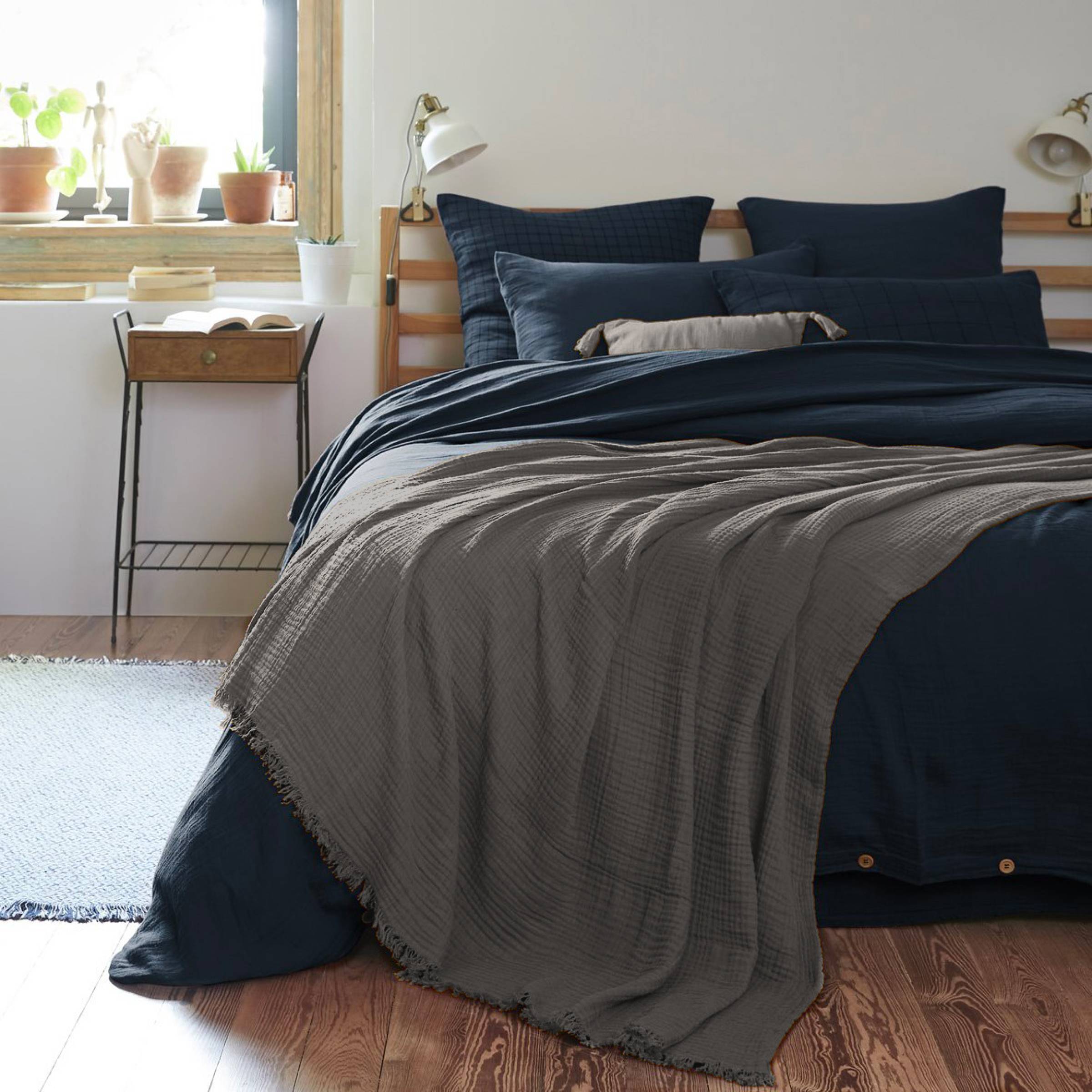 Dark grey muslin throw