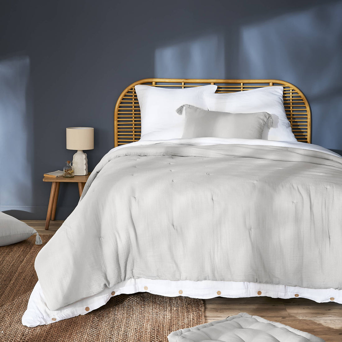 Cloud muslin bedspread
