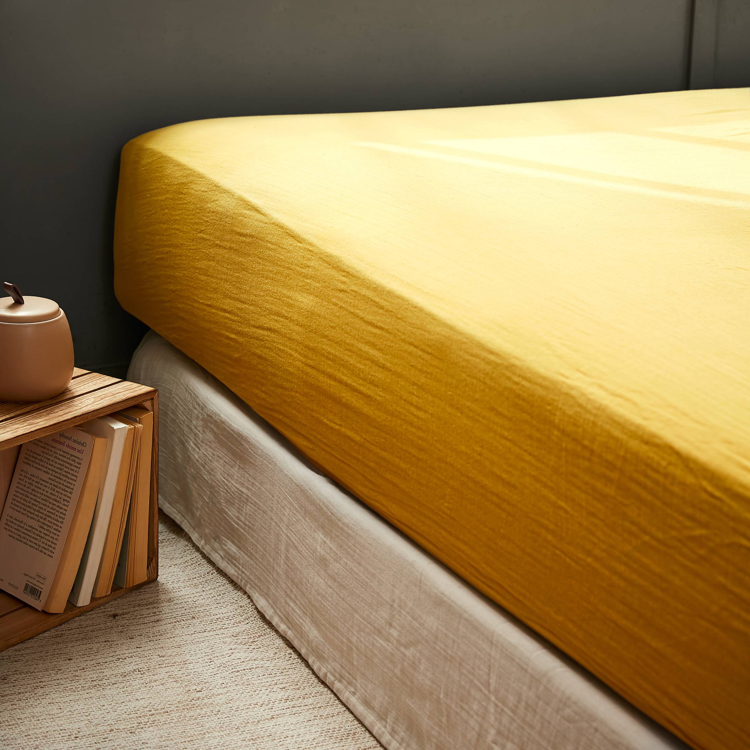Saffron muslin fitted sheet
