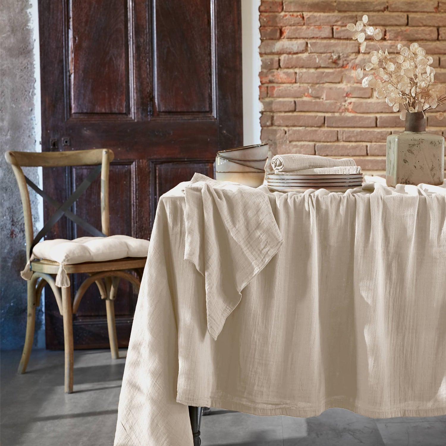 Beige rectangular muslin tablecloth