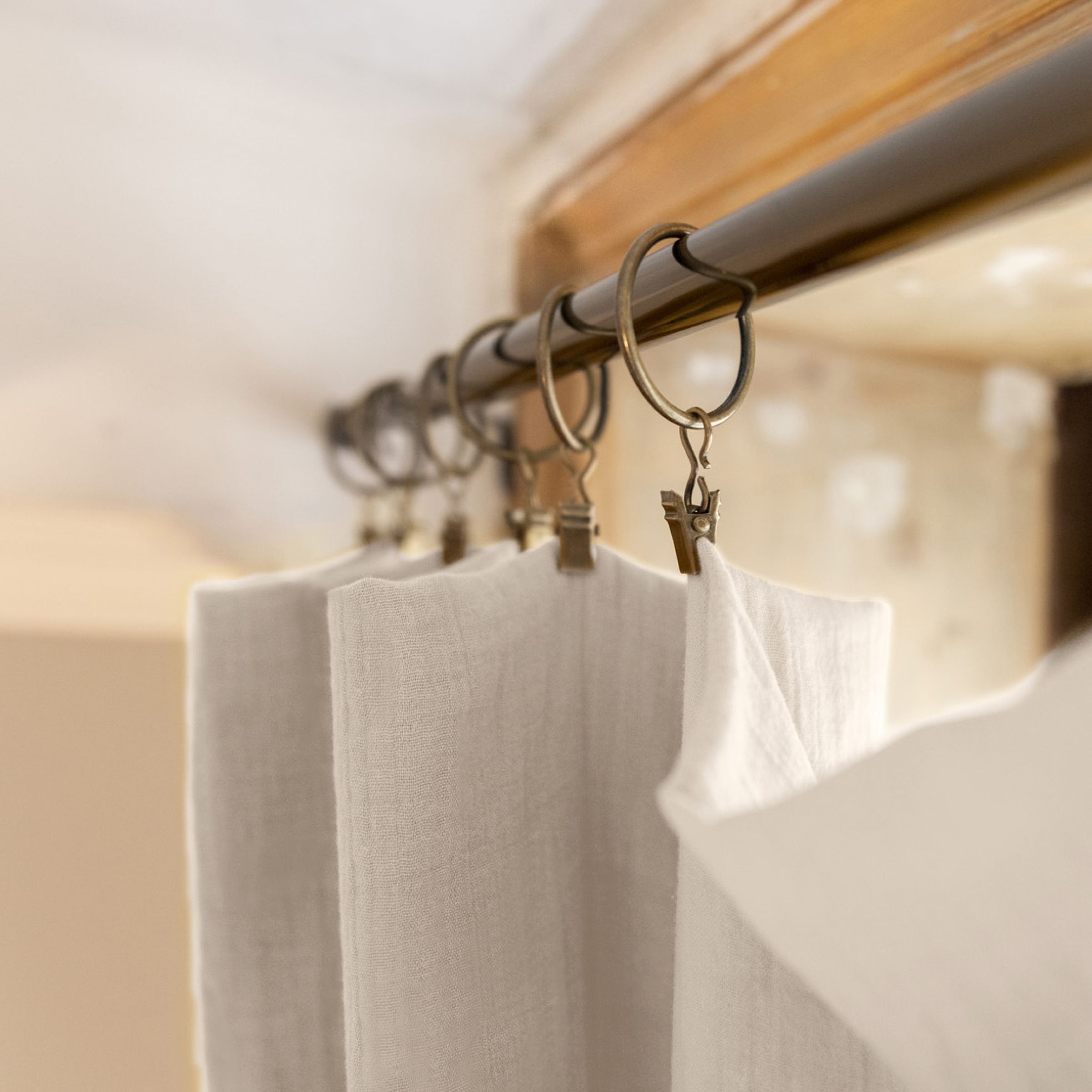 Beige adjustable muslin curtain
