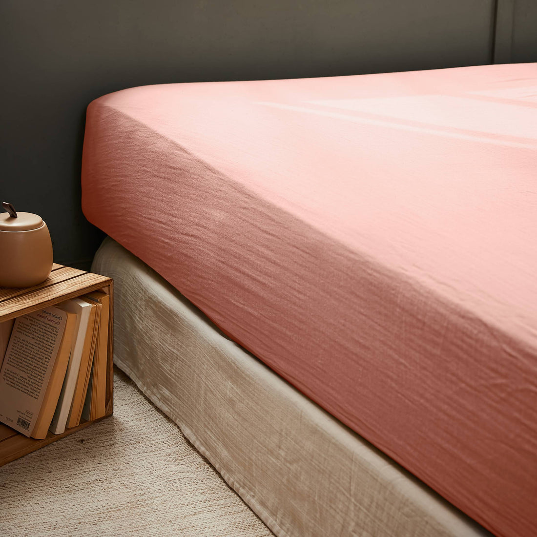 Peach pink muslin fitted sheet