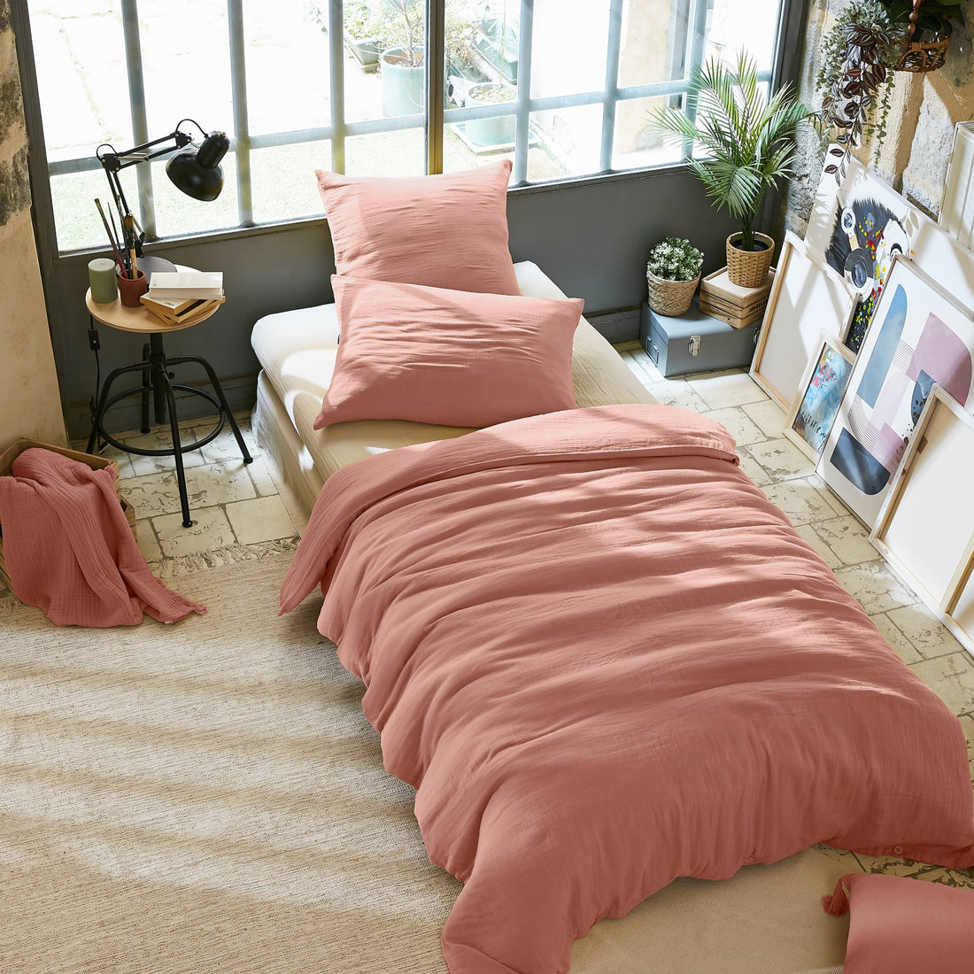 Peach pink bedding set