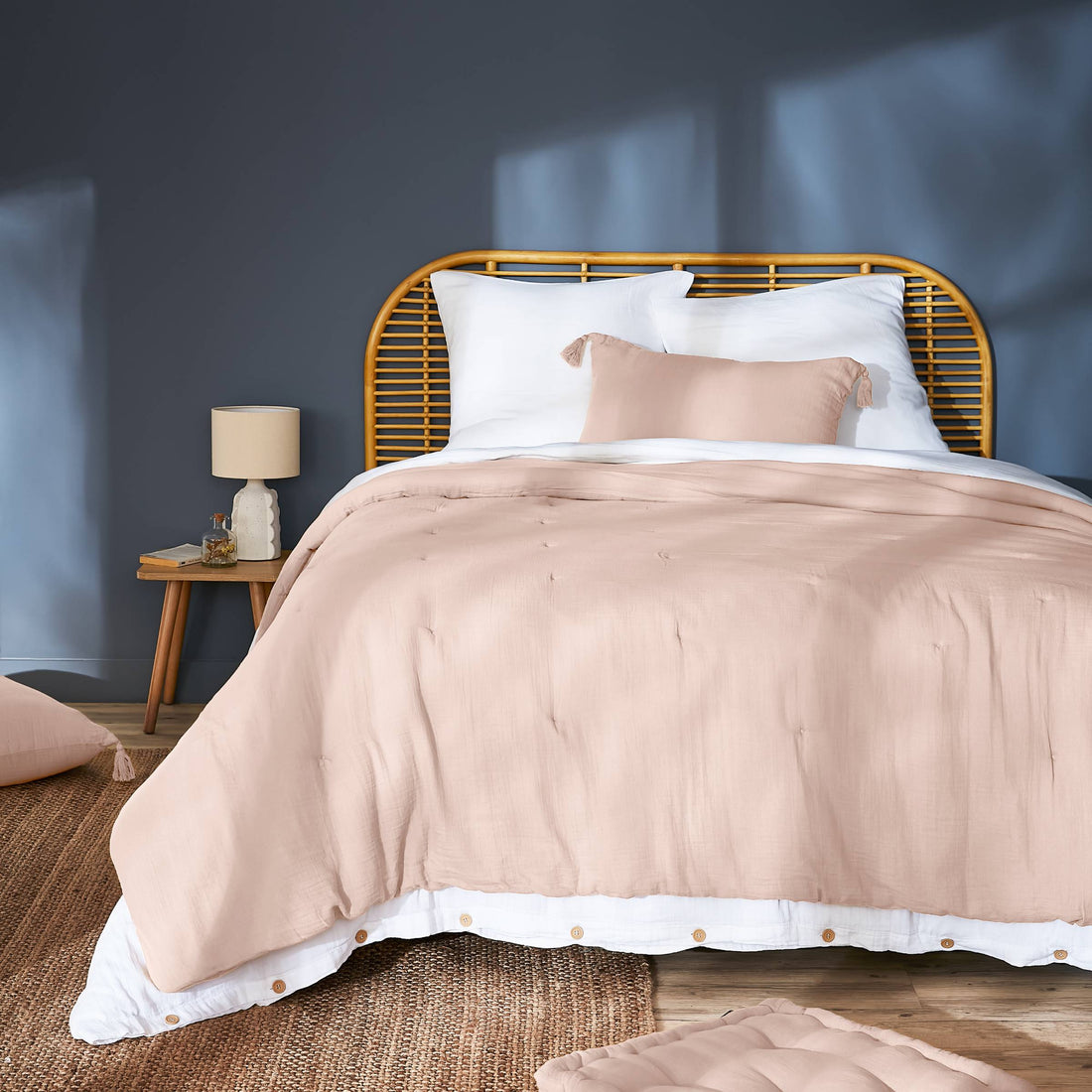 Marshmallow muslin bedspread