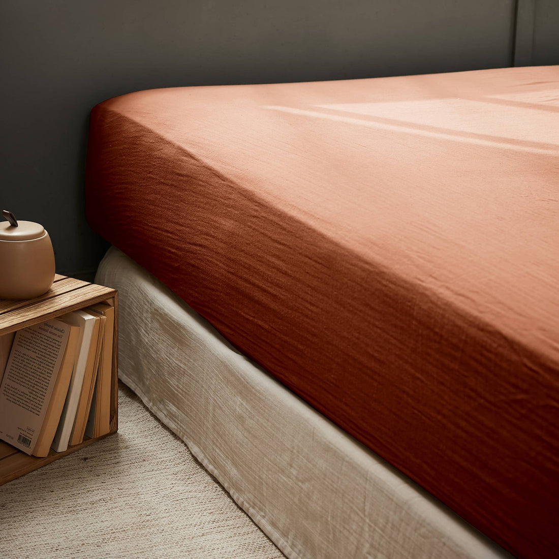 Terracotta muslin fitted sheet