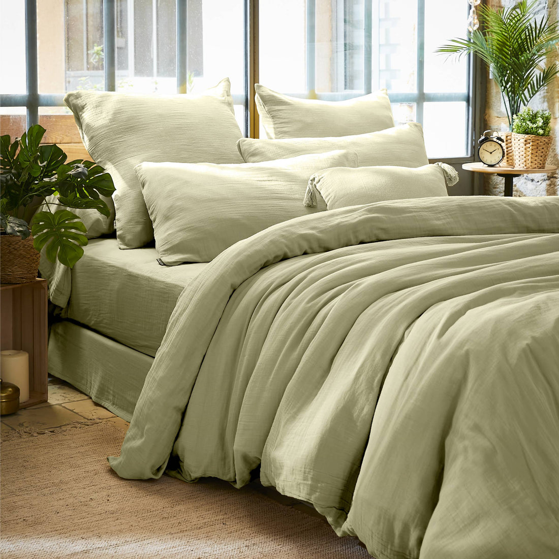 Light green muslin duvet cover