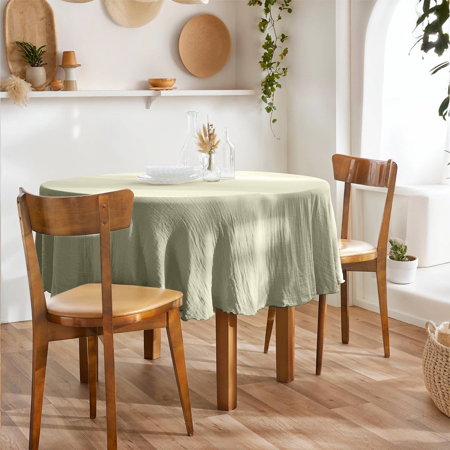 Light green round muslin tablecloth